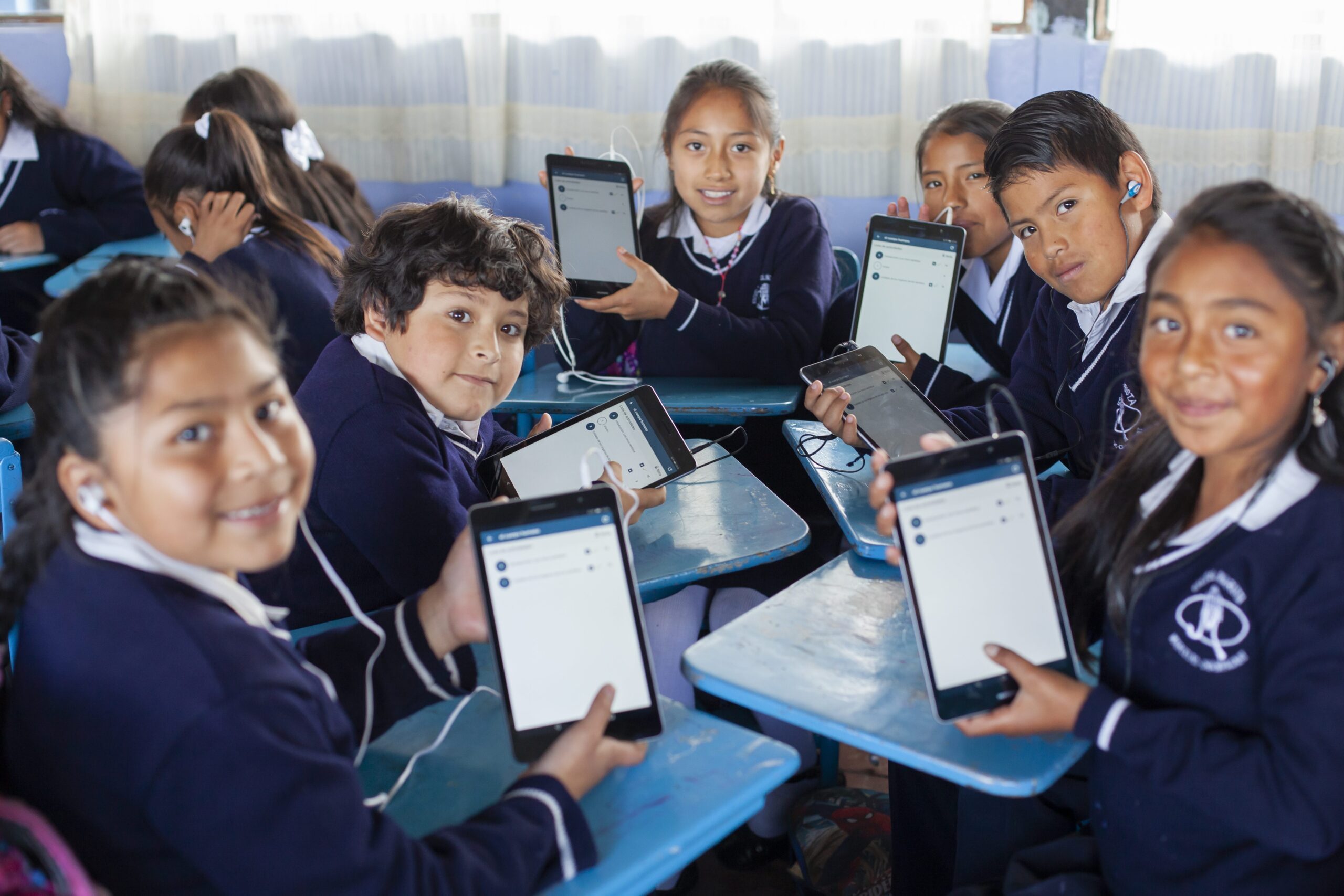 ProFuturo y American Tower amplían su acuerdo para llevar innovación educativa con tecnología a Brasil, Nigeria, Perú y México