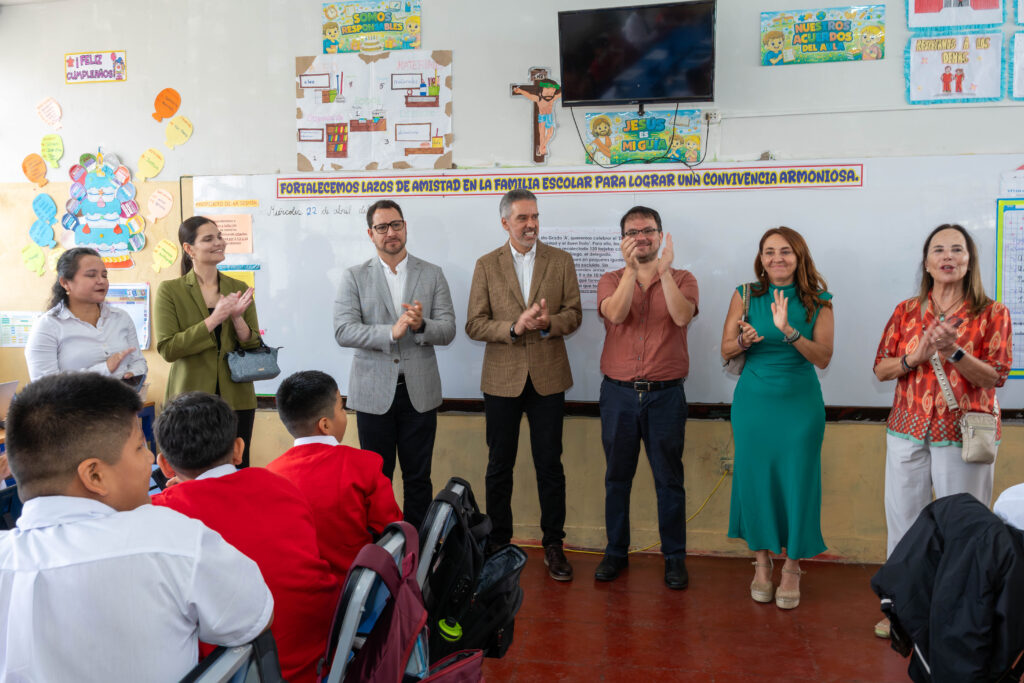 Viaje institucional de Comprometidos con la educación y ATC a Perú.