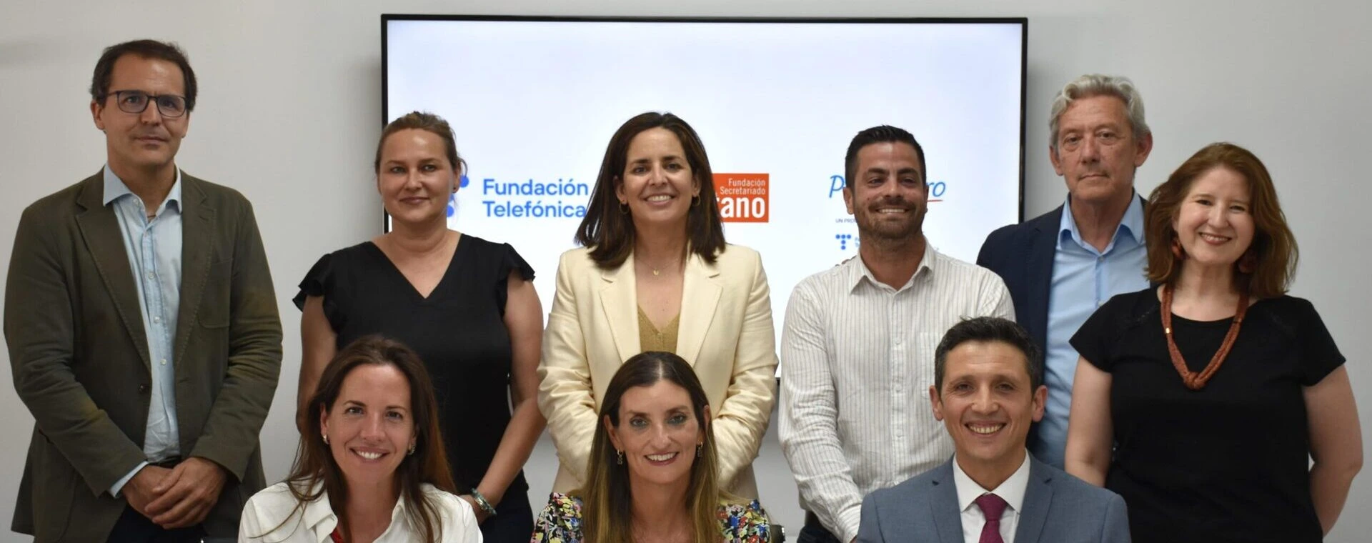 Firma del acuerdo entre Fundación Telefónica, ProFuturo y Fundación Secretariado Gitano.