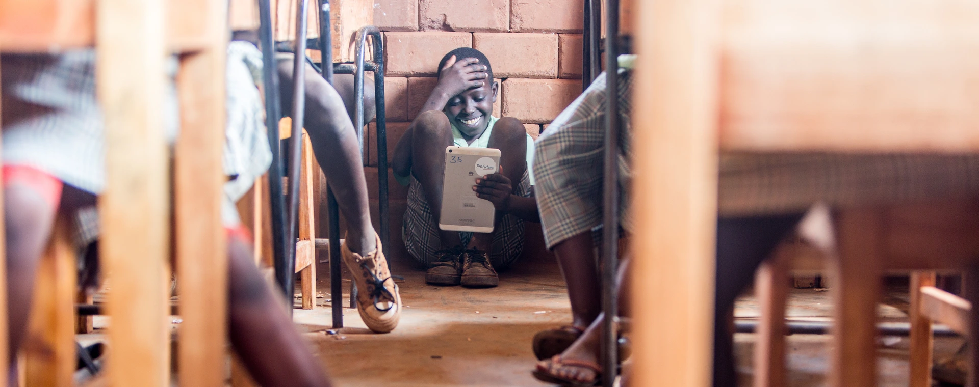 Escuela de ProFuturo en Kenia. © Ismael Martínez Sánchez Escuela de ProFuturo en Kenia. © Ismael Martínez Sánchez