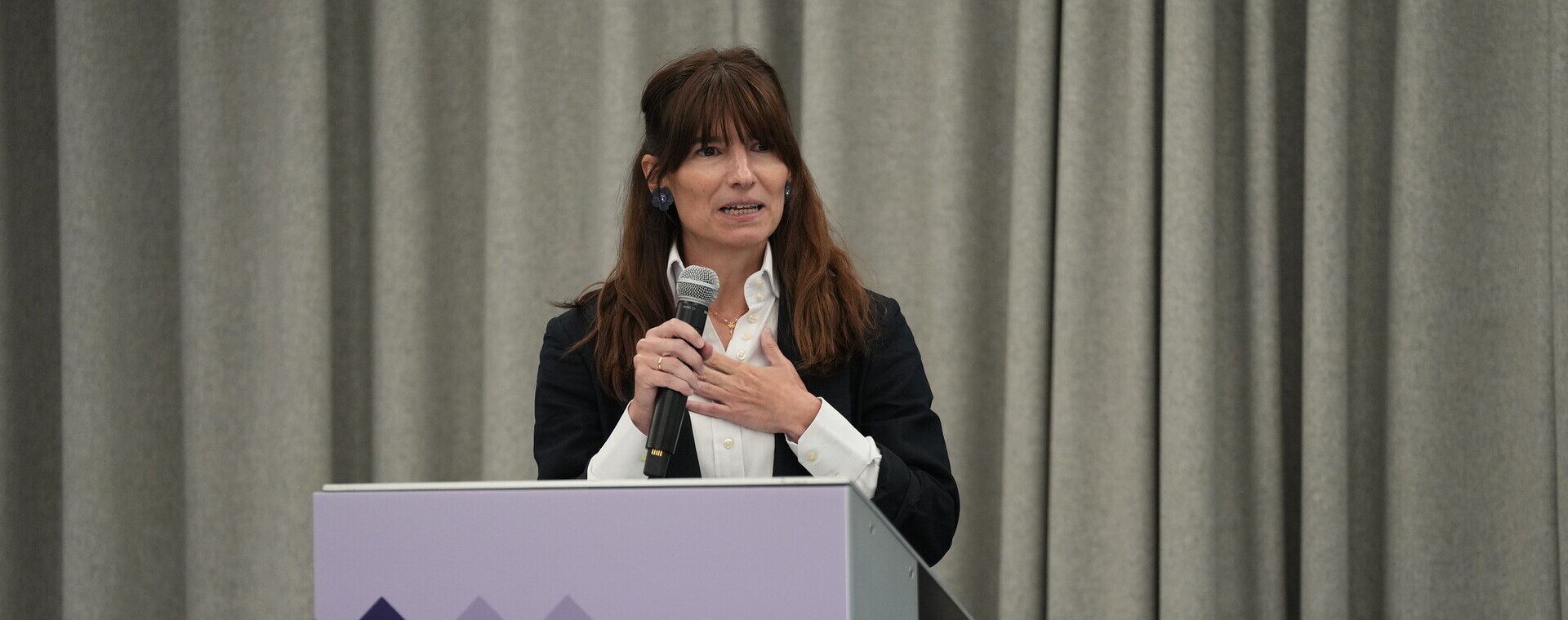 Leticia de Rato, responsable de Alianzas estratégicas y posicionamiento institucional de Fundación ProFuturo, en una sesión celebrada en el marco de la UNGA 2026.